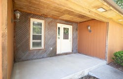 2 Sunset Drive, Lexington, MO 64067