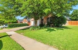 1015 Cutting Horse Drive, Mansfield, TX 76063