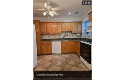 40 Perri Cir, Middle Island, NY 11953