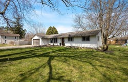 9240 Cady Road, Jackson, MI 49201