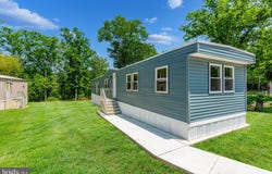 3610A WEYMOUTH RD, BROWNS MILLS, NJ 08015