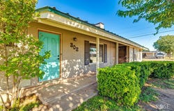 302 Key Street, Bronte, TX 76933