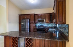 7527 SW Sw 7th Pl Place, North Lauderdale, FL 33068