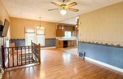 584 2nd St., Phillipsburg, KS 67661