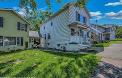 932 1/2 E Drinker Street, Dunmore, PA 18512