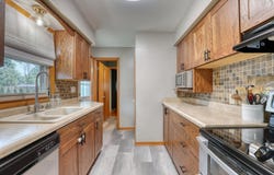 W346n5769 Lake Dr, Oconomowoc, WI 53066