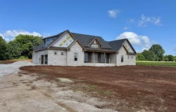 250 Randal Ln, Florence, AL 35634