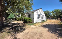 1202 S Ponca Avenue, Satanta, KS 67870