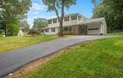 15 Bestwick Trail, Coventry, RI 02816