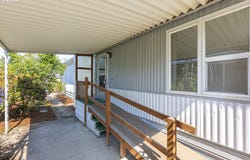 2902 E 2ND ST, Newberg, OR 97132
