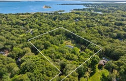 72 South Ferry Road, Shelter Island, NY 11964