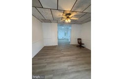 2422 W WATER Street, MAHANOY PLANE, PA 17949