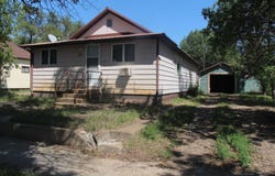 406 S McDonald Ave, Terry, MT 59349