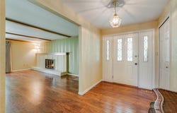 1135 Clintshire Drive, Centerville, OH 45459