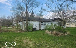 363 E North Street, Dunkirk, IN 47336