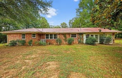 185 FORESTDALE Dr, Jasper, AL 35501