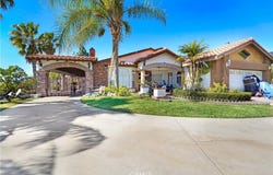 13901 Barner Avenue, Sylmar, CA 91342