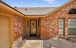 2330 Willow Dr., Portland, TX 78374