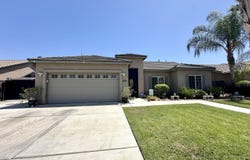 1831 W Castle Ave Avenue, Porterville, CA 93257