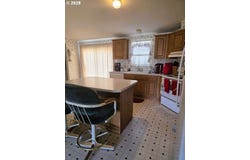 970 W 5TH St, Arlington, OR 97812