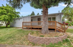 570 N 10TH AVE, Cornelius, OR 97113