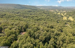 10 DOVE TRAIL, FAIRFIELD, PA 17320