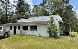 4712 Charleston Highway, Williston, SC 29853
