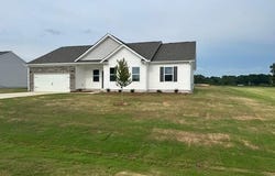 10885 Beard Way, Bailey, NC 27807