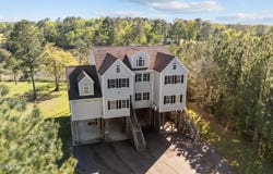 2180 Nc 304, Bayboro, NC 28515