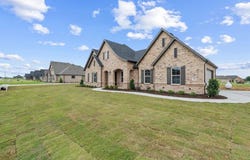 109 Moreland Street, Paradise, TX 76073