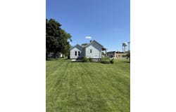 309 E College Avenue, Morocco, IN 47963
