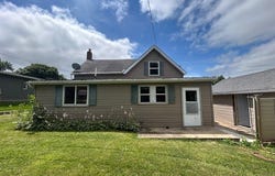 707 E High Street, Toledo, IA 52342