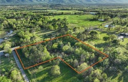 001 Muse  RD, Muse, OK 74949