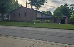 216 W Chicago Street, Jonesville, MI 49250