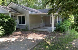 1316 N Factory Street, Fairmount, IN 46928