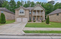 412 Live Oak Pass, Loganville, GA 30052