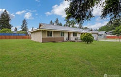 16820 36th Avenue E, Tacoma, WA 98446