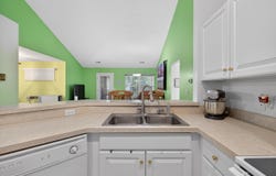 864 W Barrington Circle, Jackson, MI 49203