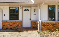 149 Oak Park Drive, Forest, MS 39074