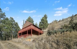 280 Streamside Dr, Drake, CO 80515