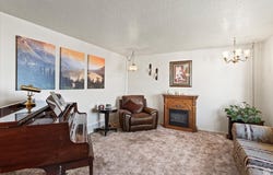 214 N MOUNTAIN, Fruit Heights, UT 84037