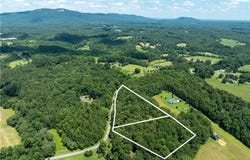 1506 Johnson Road, King, NC 27021