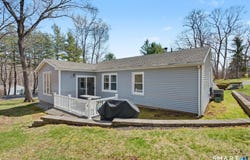 2415 Shepard Avenue, Hamden, CT 06518
