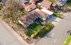1502 NW Lawnridge Avenue, Grants Pass, OR 97526