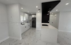 2800 NW 164th St, Miami Gardens, FL 33054