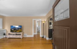 3305 NE SISKIYOU ST, Portland, OR 97212