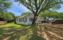127 Morgan Street, Pilot Point, TX 76258