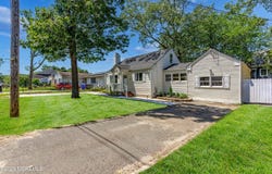 30 Stuyvesant Road, Brick, NJ 08723