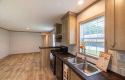504 Villa Dr, Kernersville, NC 27284