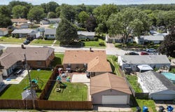 2827 FILLMORE Lane, Davenport, IA 52804
